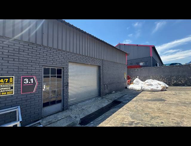 150M² WAREHOUSE TO LET IN WYNBERG